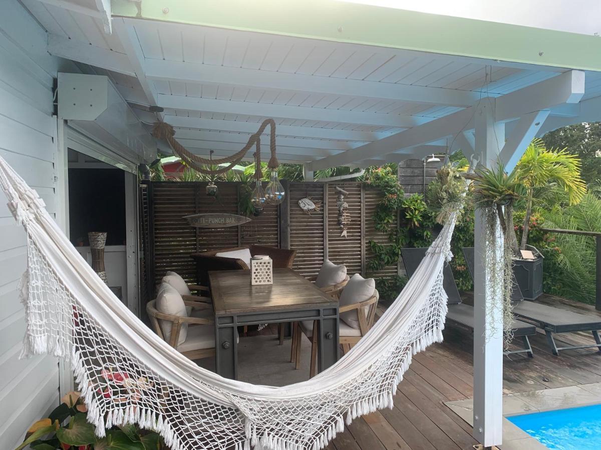 Villa Pelican Lodge เดเอ ภายนอก รูปภาพ
