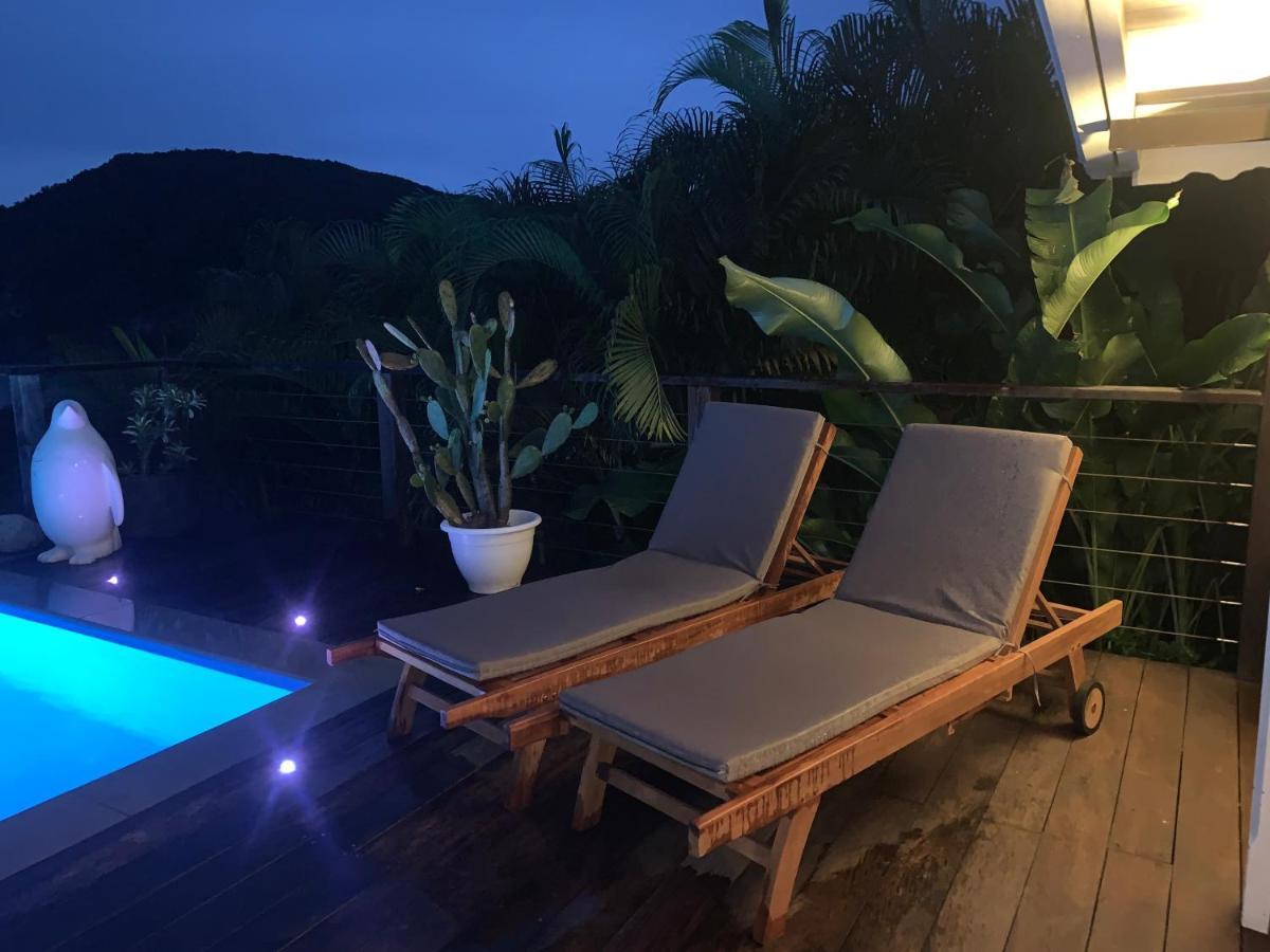Villa Pelican Lodge เดเอ ภายนอก รูปภาพ