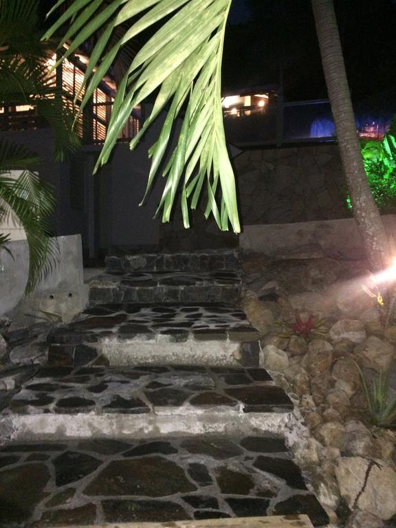 Villa Pelican Lodge เดเอ ภายนอก รูปภาพ