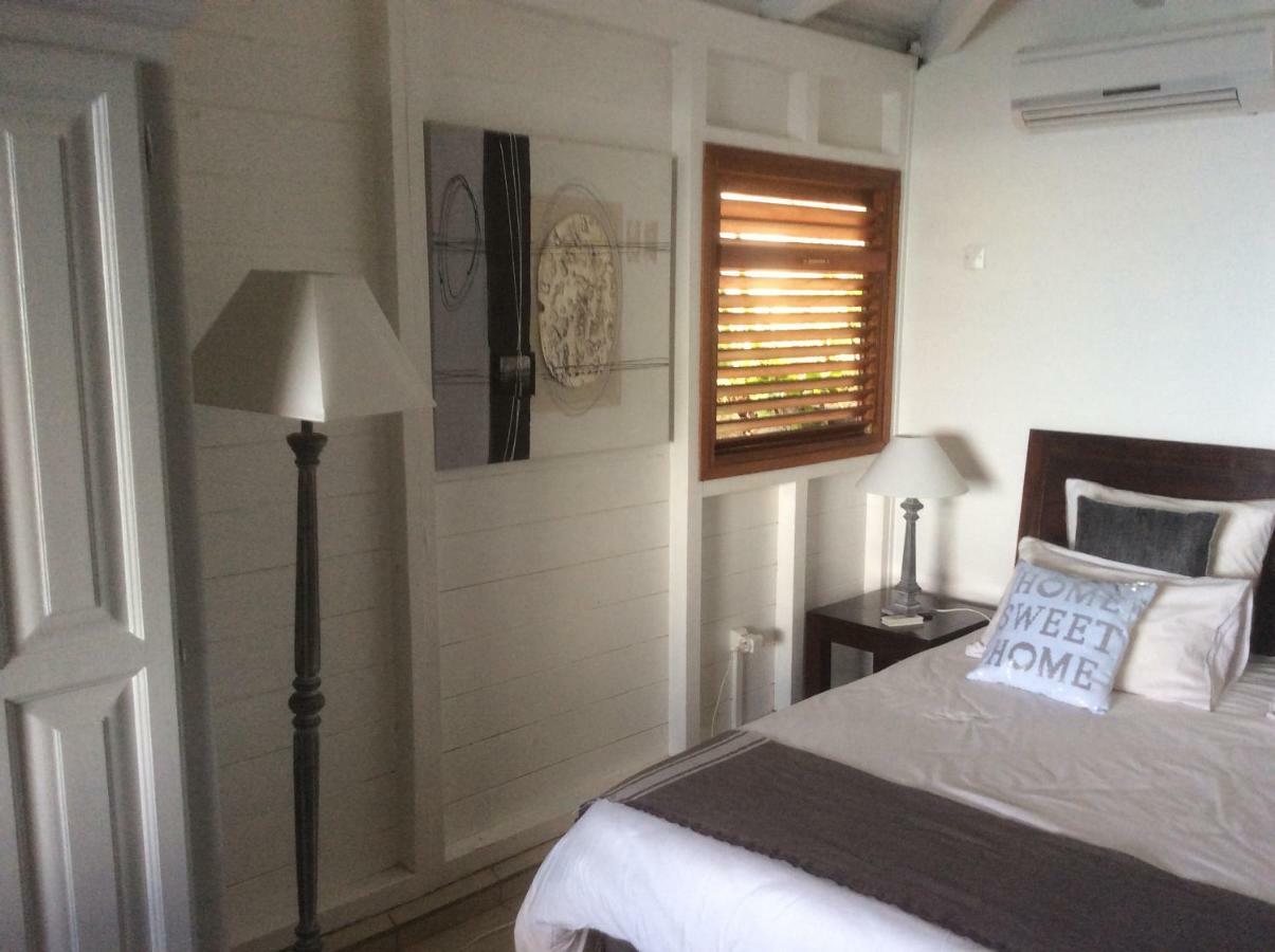 Villa Pelican Lodge เดเอ ภายนอก รูปภาพ